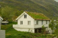 Villa Vals ligt verstopt in een Zwitserse berghelling